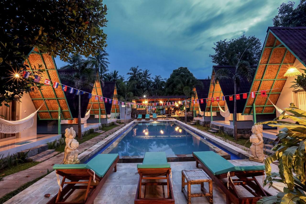มาการ์มา รีสอร์ต ลมบก Hotel เซงกีกี ภายนอก รูปภาพ