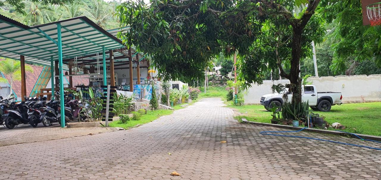 มาการ์มา รีสอร์ต ลมบก Hotel เซงกีกี ภายนอก รูปภาพ